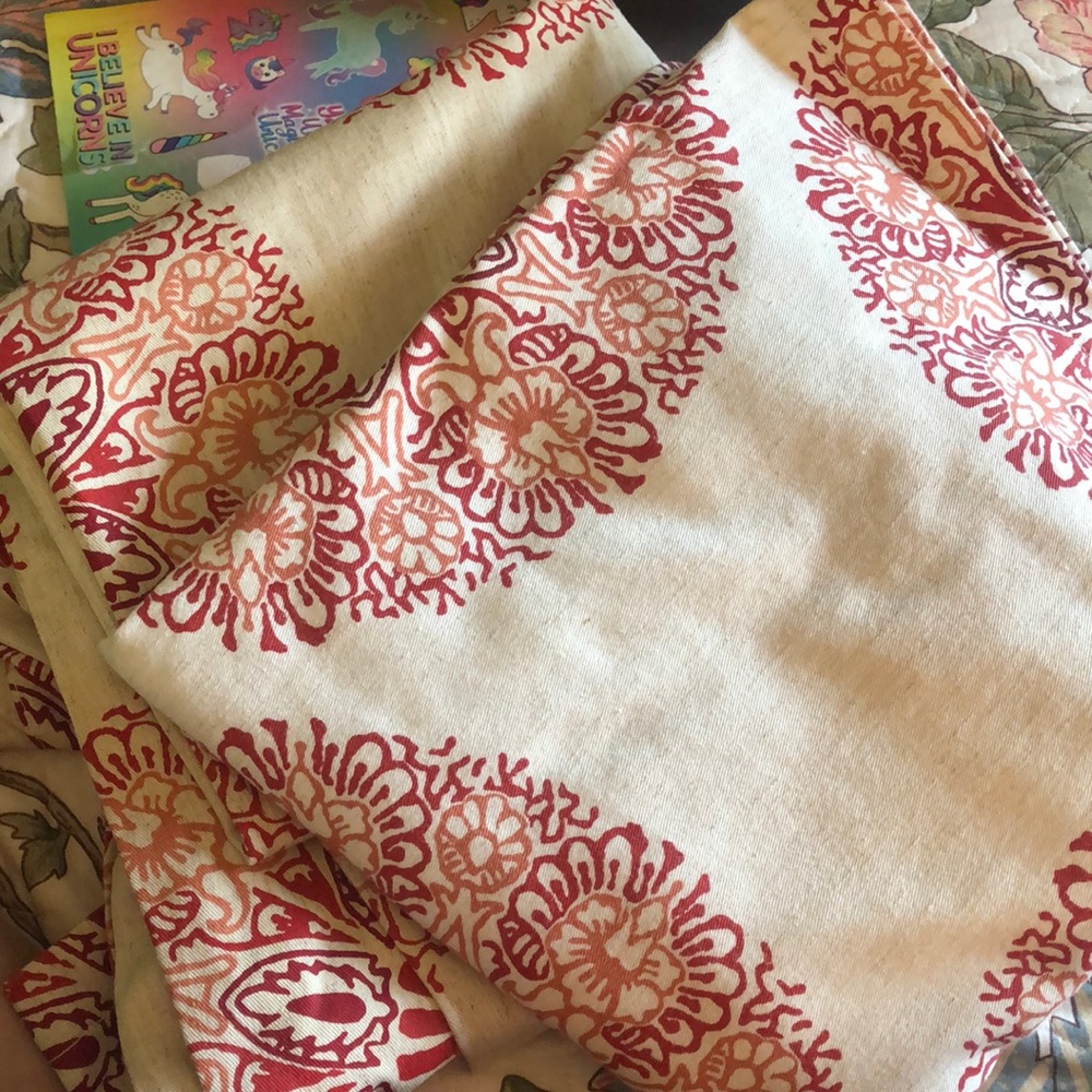 Red floral medallion curtain panel